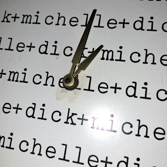 Attention Dick & Michelle - Fun & Fabulous wooden Vintage WORKING Wall Clock - Picture 6 of 7